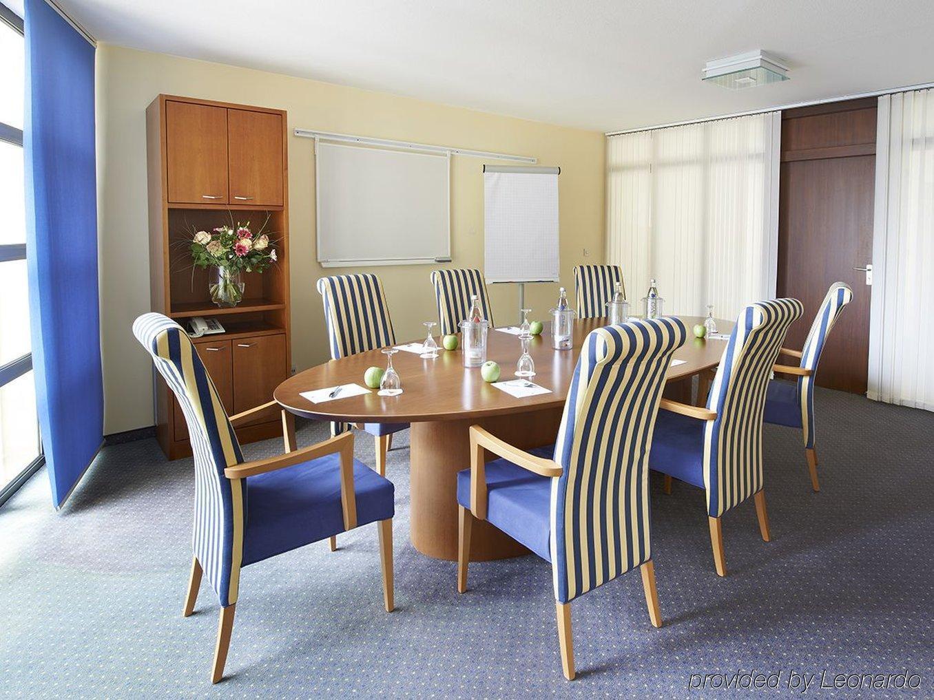 Ghotel Hotel&living München-city 3*